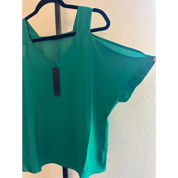 Bundle Revolve Krisa Los Angeles Cold Shoulder Tops Size XS - Picture 4 of 10